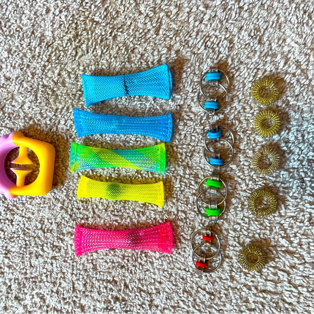 Snapper+Marbel Mesh+Bike Chains + Acupressure Rings pack! 🥳